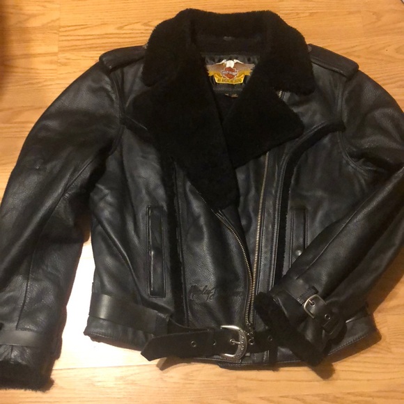 Leather Harley Davidson woman size Medium!!!! - Picture 6 of 6